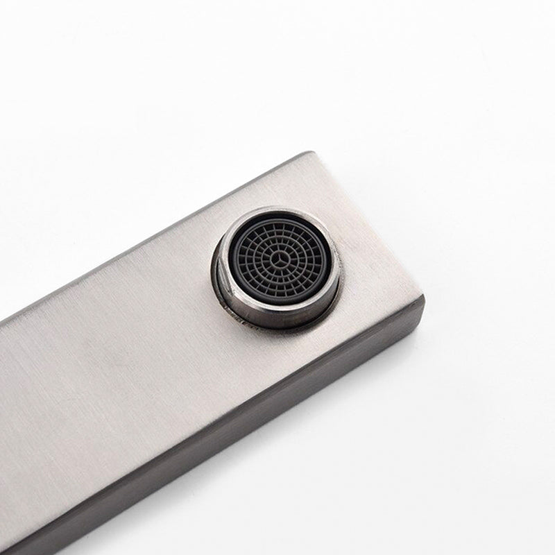 Robinet mitigeur de cuisine Géométrique en Acier — Haut de Gamme