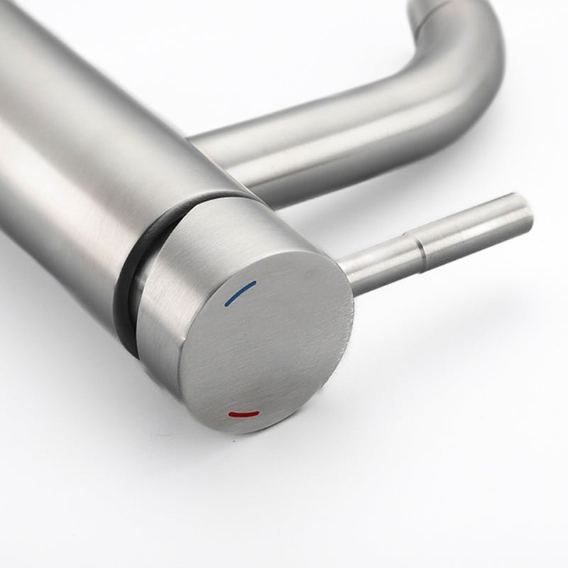 NovaLine Mitigeur Lavabo en Acier Brossé