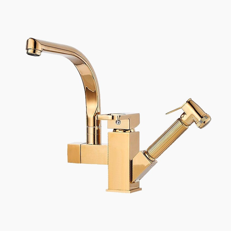 robinet-mitigeur-cuisine-avec-douchette-separee-et-bec-dore