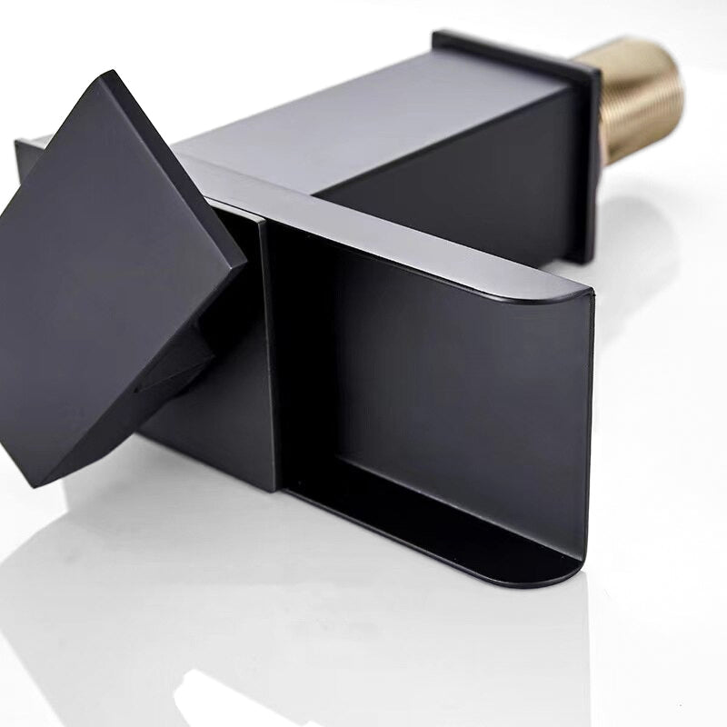 Robinet mitigeur lavabo cascade noir – design premium