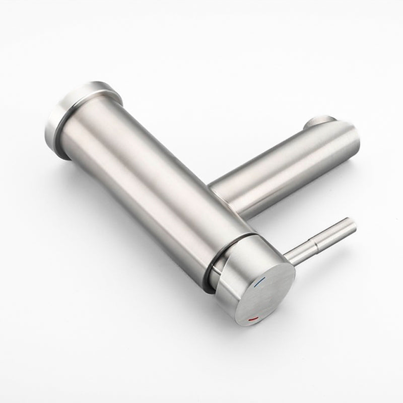 Robinet mitigeur lavabo en acier brossé — Collection Signature